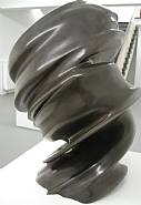 Skulptur von Tony Cragg.